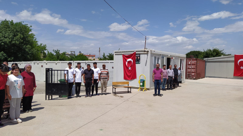 BU OKULLARIN İNTERNETİ YOK!